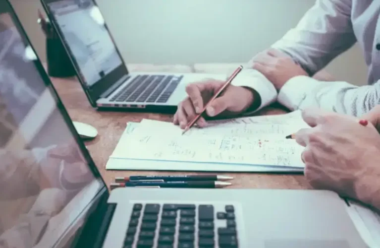 Common SEO myths in Dubai debunked