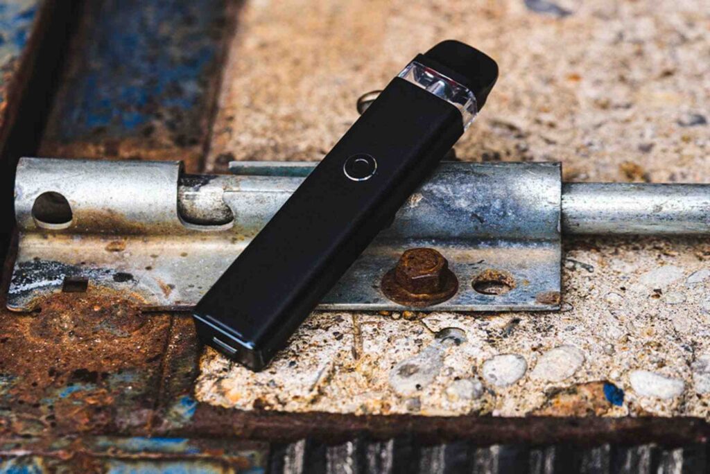 Vaporesso XROS Review: A Sleek Pod Upgrade
