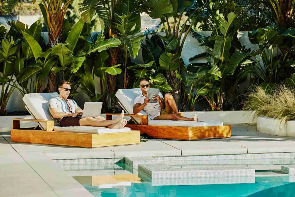 How to Choose Between Airbnb, Booking.com, and Local Sites