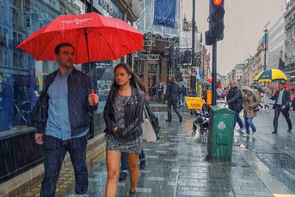 Rainy Day Shopping Routes in London
