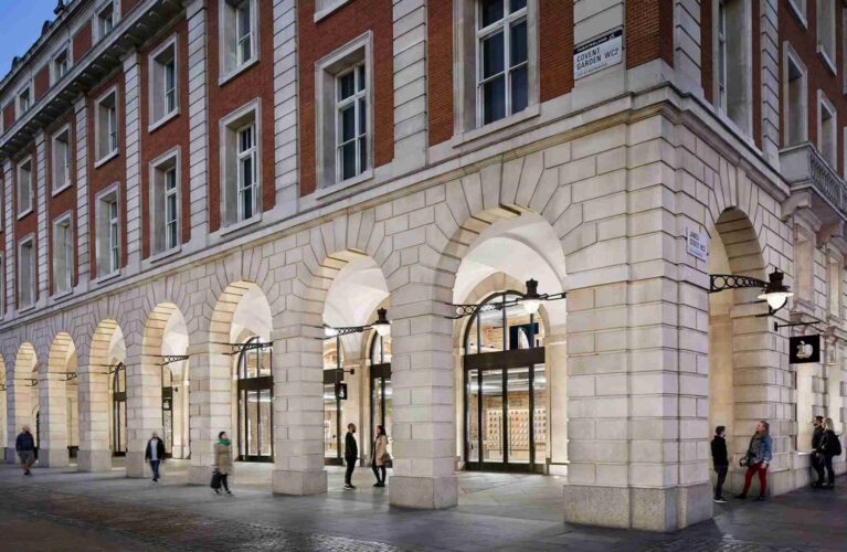 UK London Covent Garden Stores and Piazza Picks
