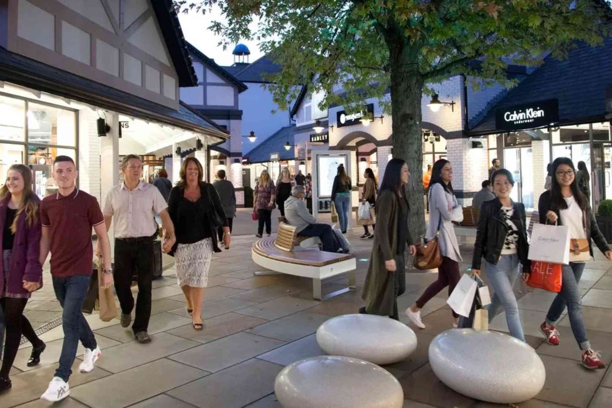 Cheshire Oaks Designer Outlet Strategy